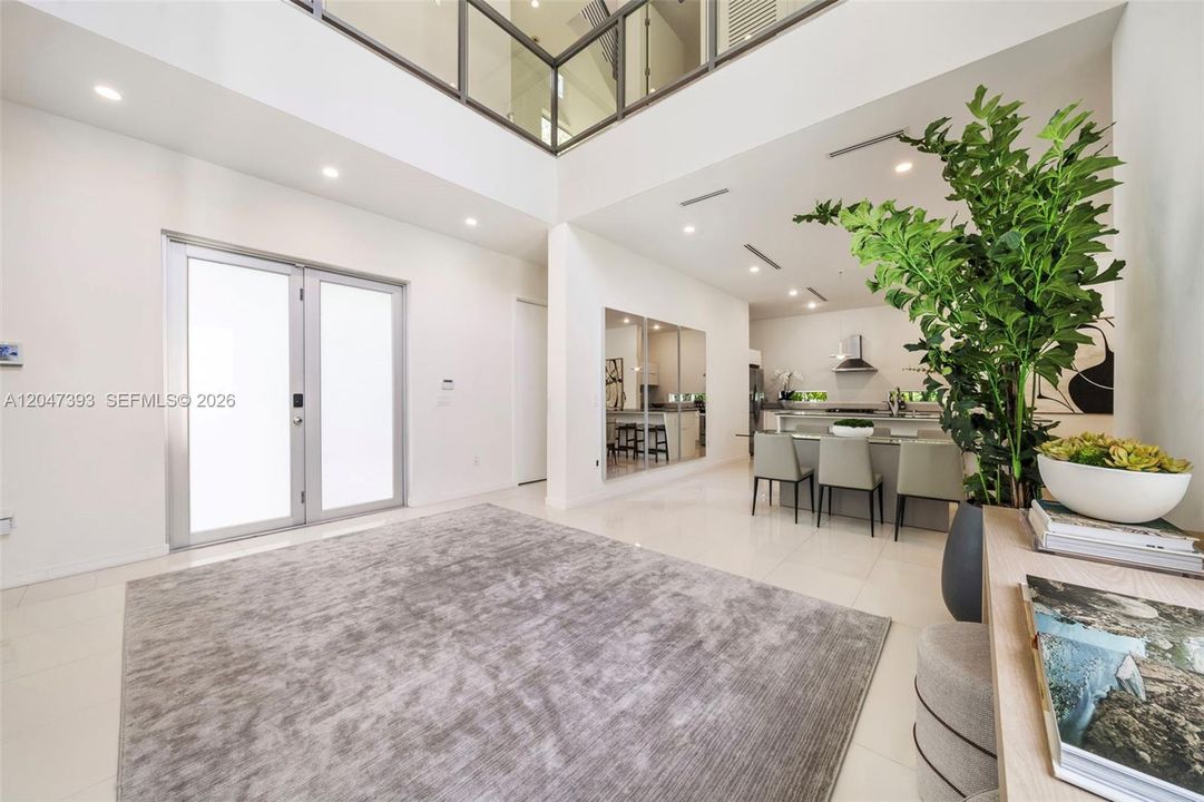 For Sale: $2,495,000 (3 beds, 4 baths, 2593 Square Feet)