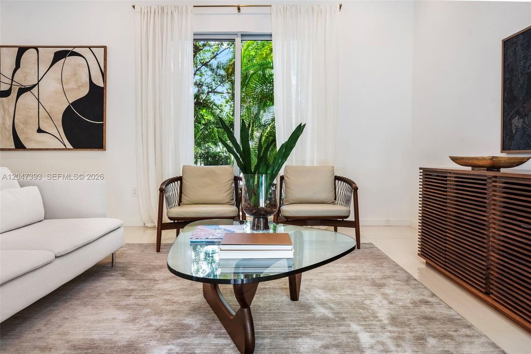 For Sale: $2,495,000 (3 beds, 4 baths, 2593 Square Feet)