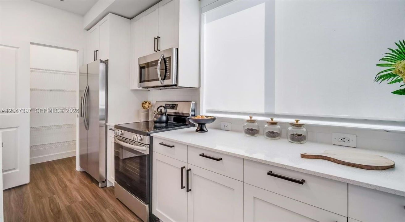 В аренду: $3,959 (4 спален, 3 ванн, 2091 Квадратных фут)