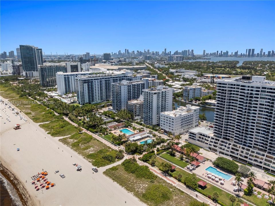 For Rent: $4,400 (2 beds, 2 baths, 1185 Square Feet)