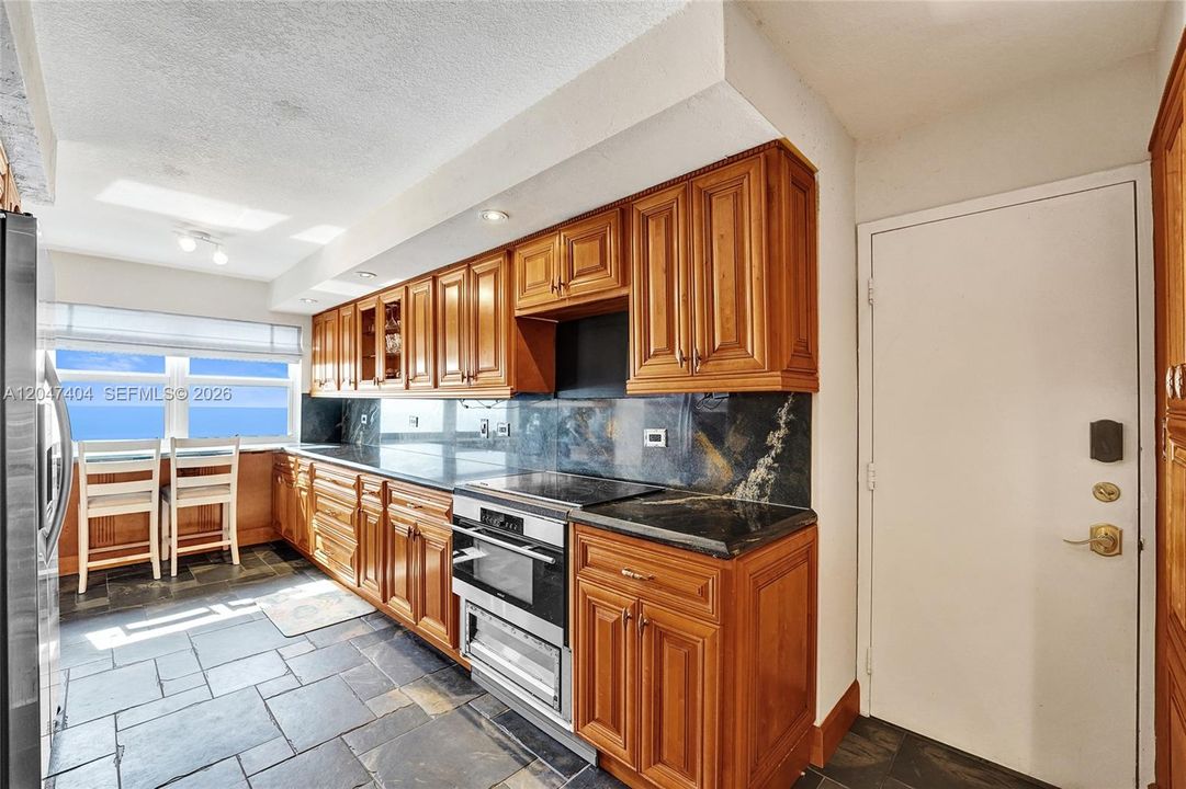 En Renta: $6,500 (3 camas, 2 baños, 1990 Pies cuadrados)