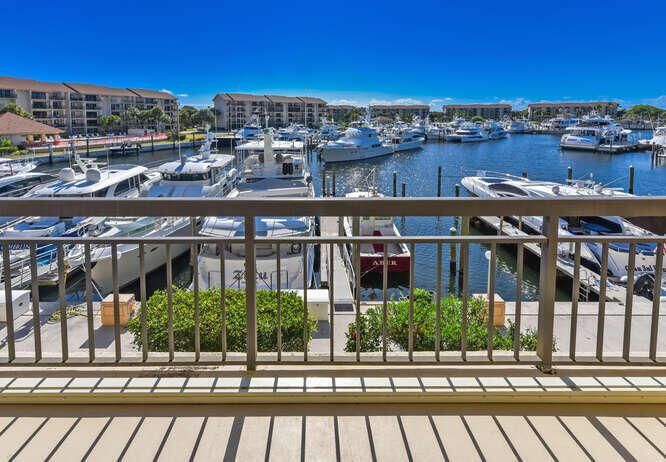 2601 Marina Isle Way Apt 303-small-022-0