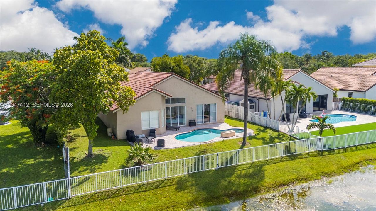 For Rent: $4,800 (4 beds, 3 baths, 2314 Square Feet)