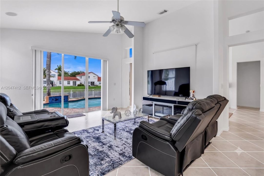 For Rent: $4,800 (4 beds, 3 baths, 2314 Square Feet)