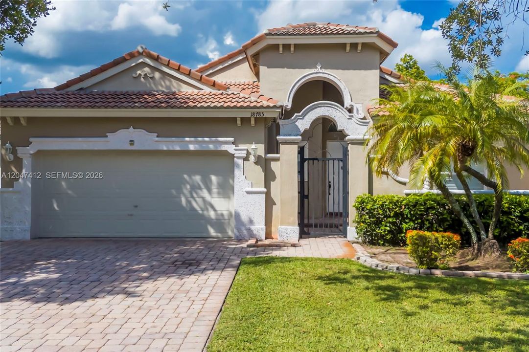 For Rent: $4,800 (4 beds, 3 baths, 2314 Square Feet)