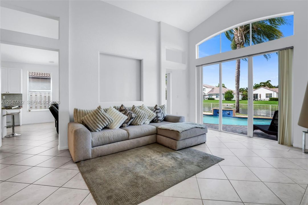 For Rent: $4,800 (4 beds, 3 baths, 2314 Square Feet)