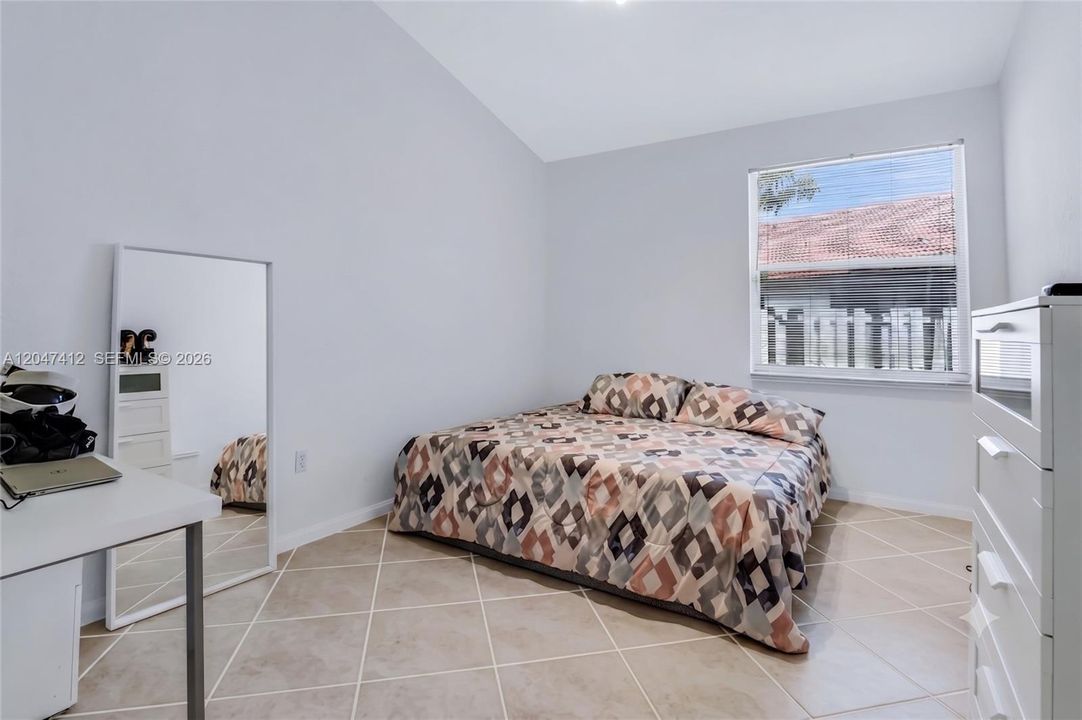 For Rent: $4,800 (4 beds, 3 baths, 2314 Square Feet)