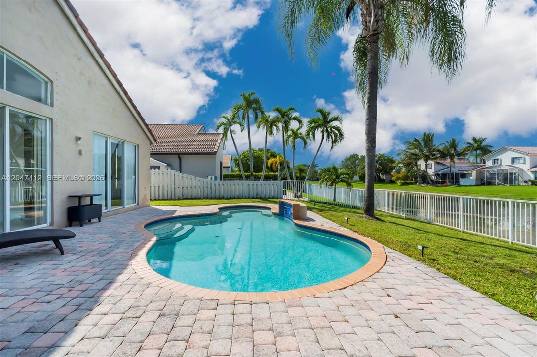 For Rent: $4,800 (4 beds, 3 baths, 2314 Square Feet)