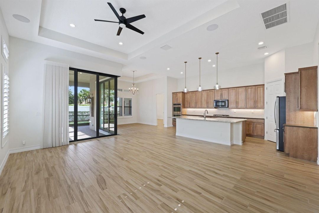 Greatroom / Kitchen
