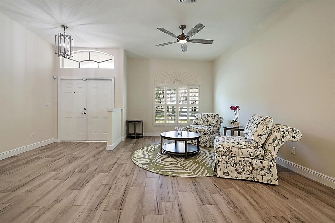 7004 SE Twin Oaks Circle-2