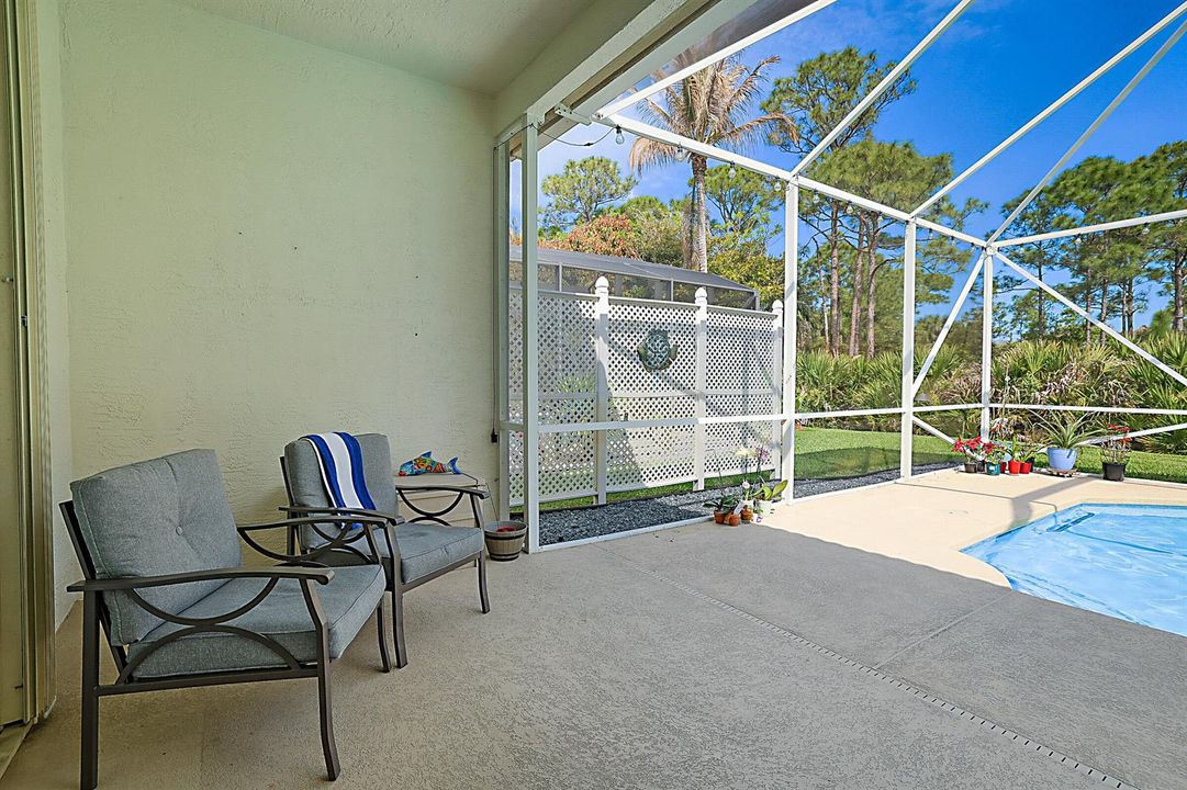 7004 SE Twin Oaks Circle-32