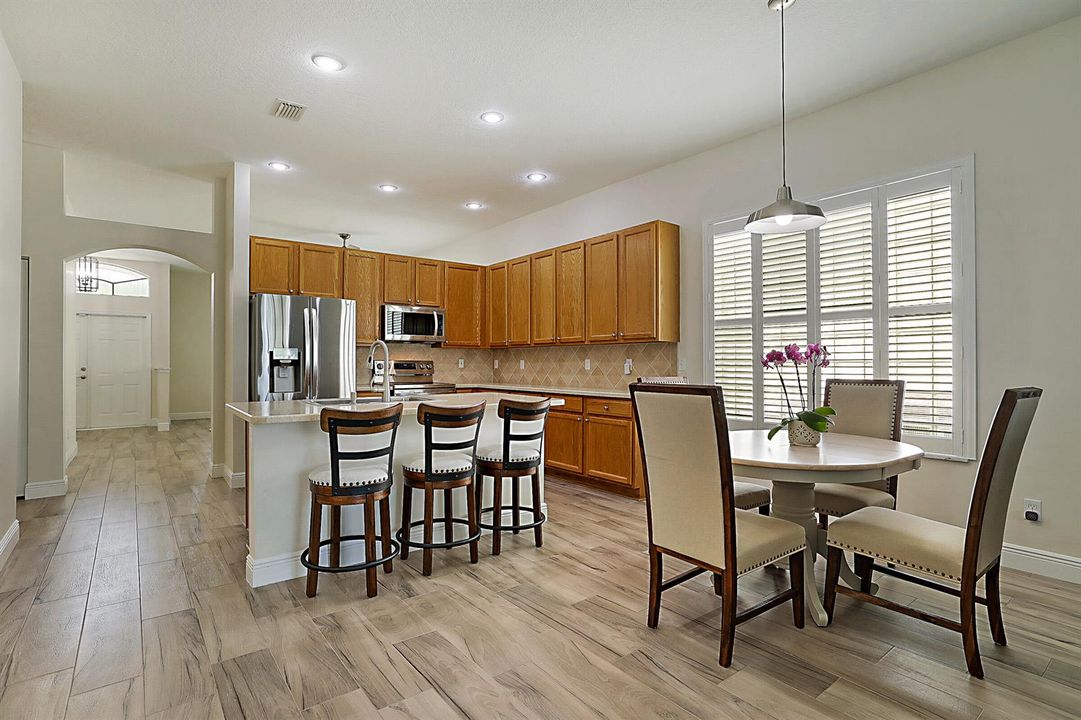 7004 SE Twin Oaks Circle-10