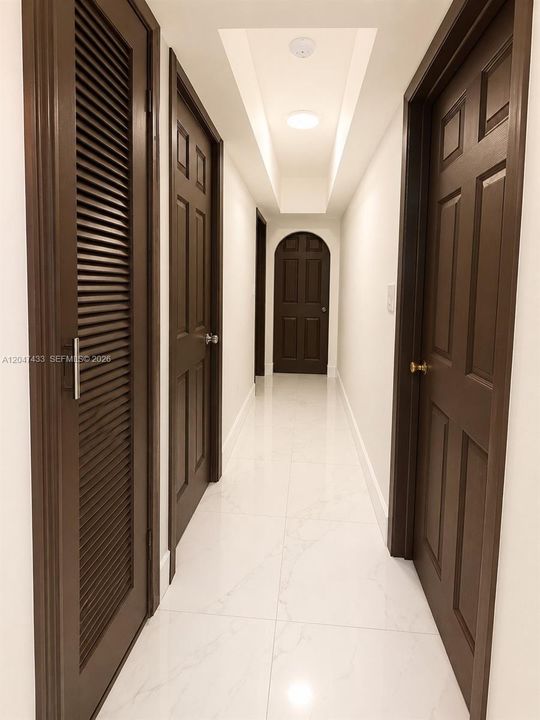 For Rent: $2,350 (2 beds, 1 baths, 1604 Square Feet)