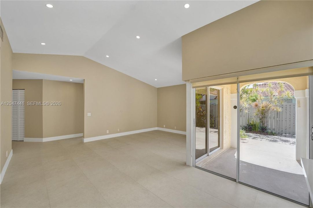 For Rent: $3,750 (3 beds, 2 baths, 1151 Square Feet)