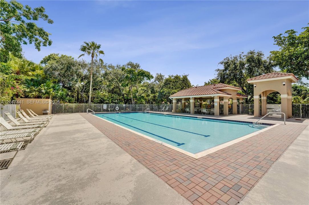 For Rent: $3,750 (3 beds, 2 baths, 1151 Square Feet)