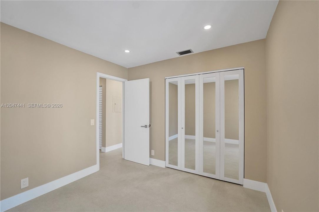 For Rent: $3,750 (3 beds, 2 baths, 1151 Square Feet)