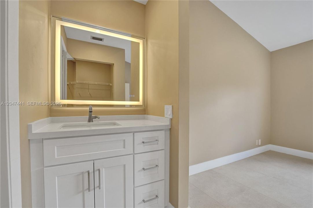 For Rent: $3,750 (3 beds, 2 baths, 1151 Square Feet)