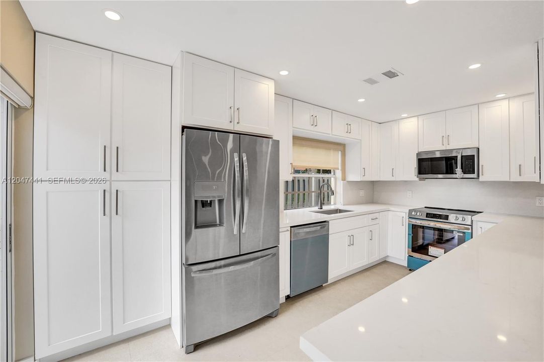 For Rent: $3,750 (3 beds, 2 baths, 1151 Square Feet)