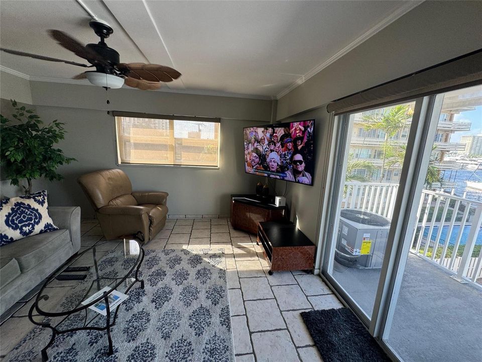 70 inch tv w sleeper sofa