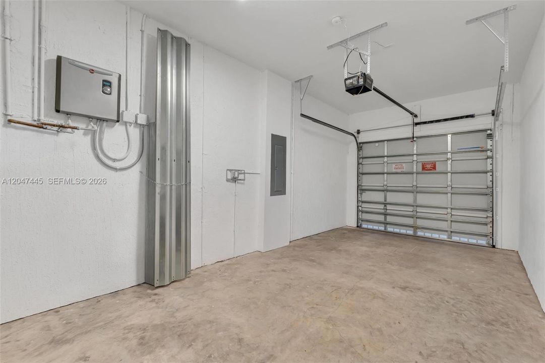 For Rent: $4,000 (4 beds, 3 baths, 2174 Square Feet)