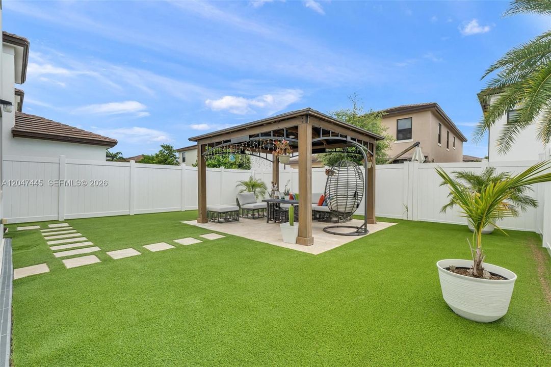 For Rent: $4,000 (4 beds, 3 baths, 2174 Square Feet)