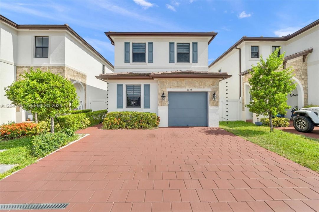 For Rent: $4,000 (4 beds, 3 baths, 2174 Square Feet)