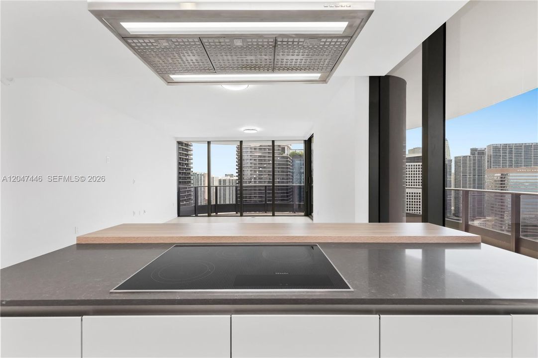 For Rent: $9,200 (2 beds, 2 baths, 1334 Square Feet)
