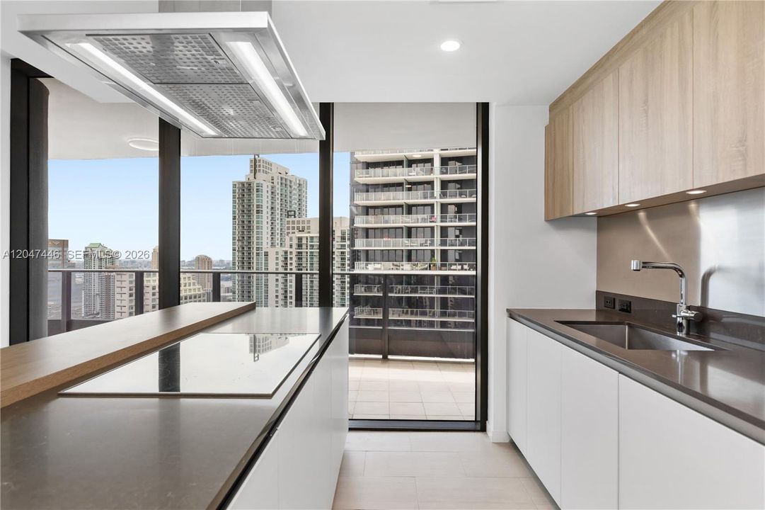 For Rent: $9,200 (2 beds, 2 baths, 1334 Square Feet)