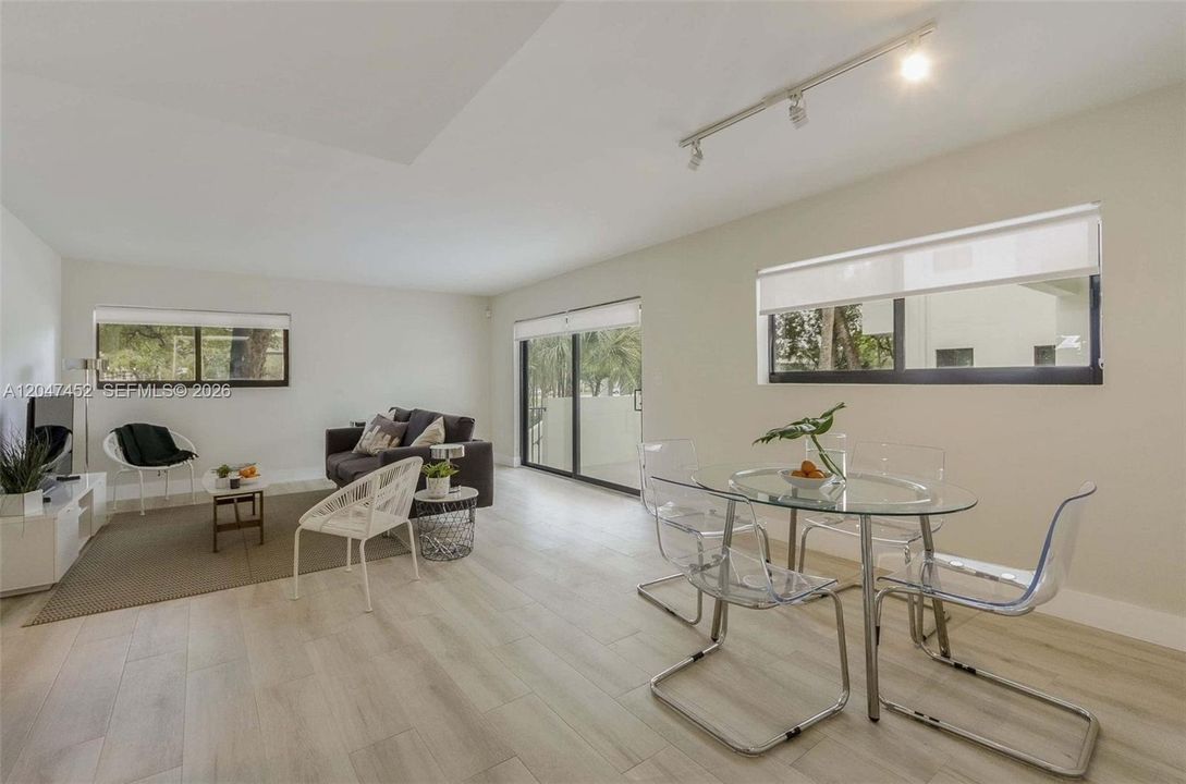 В аренду: $5,800 (3 спален, 2 ванн, 1460 Квадратных фут)
