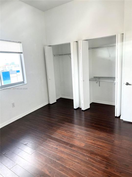 En Venta: $299,000 (2 camas, 2 baños, 984 Pies cuadrados)