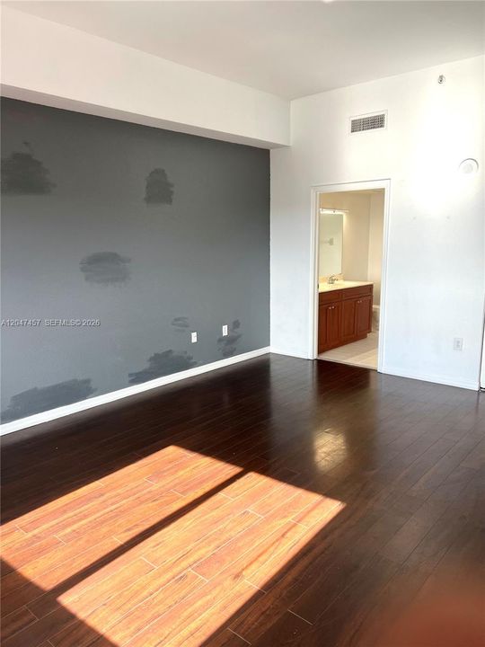 En Venta: $299,000 (2 camas, 2 baños, 984 Pies cuadrados)