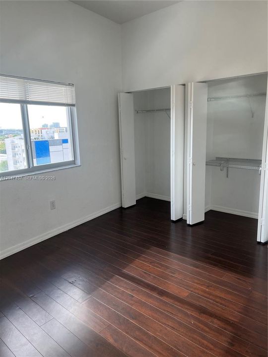 En Venta: $299,000 (2 camas, 2 baños, 984 Pies cuadrados)