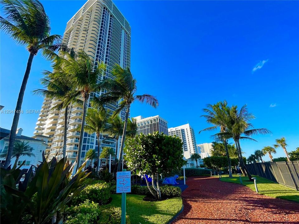 For Rent: $7,700 (2 beds, 2 baths, 1380 Square Feet)