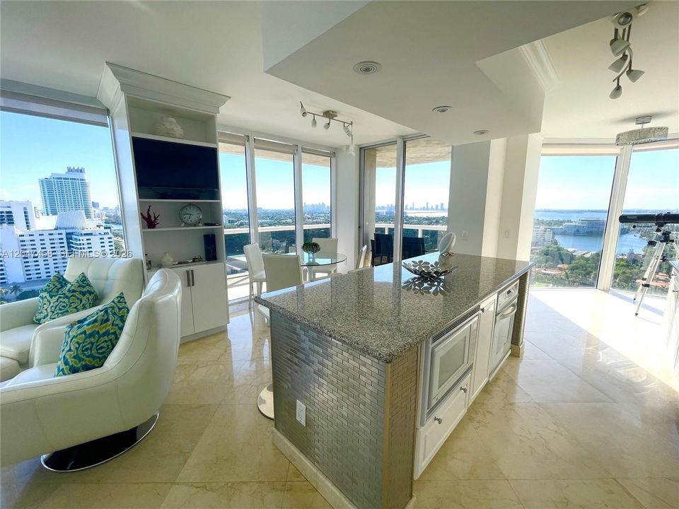 For Rent: $7,700 (2 beds, 2 baths, 1380 Square Feet)