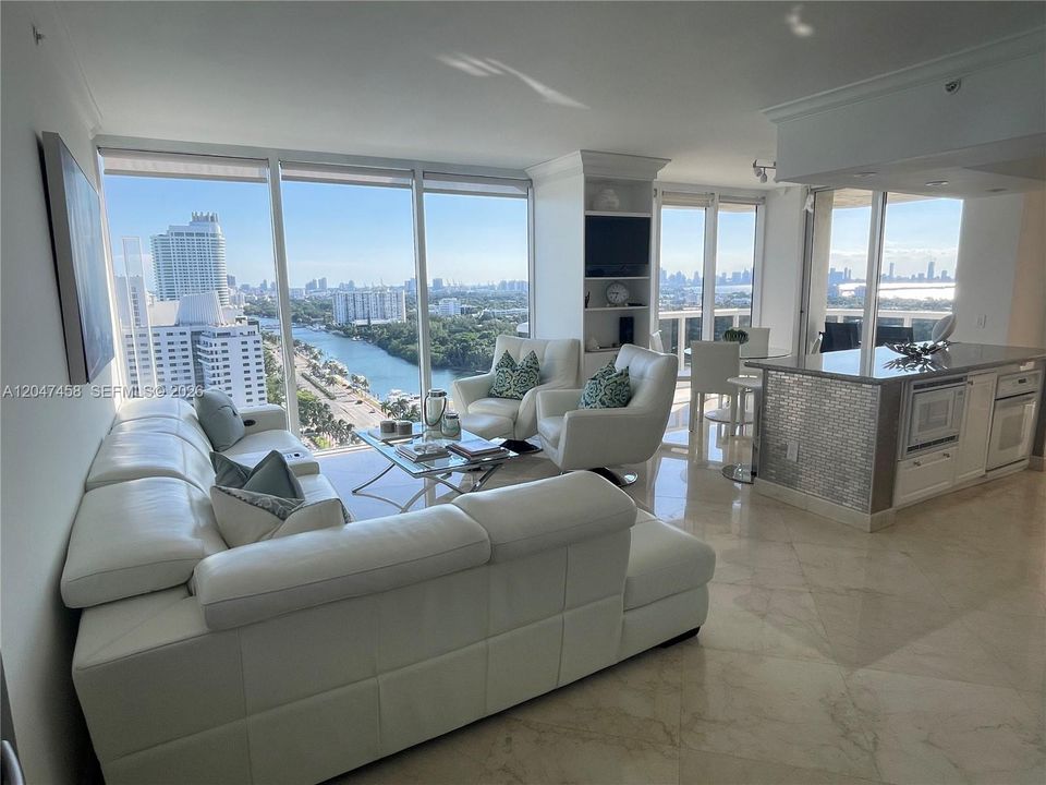 For Rent: $7,700 (2 beds, 2 baths, 1380 Square Feet)