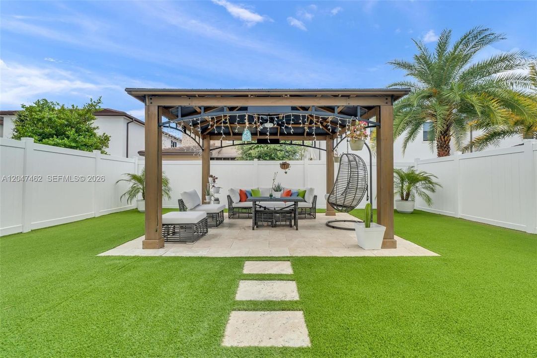 For Sale: $690,000 (4 beds, 3 baths, 2174 Square Feet)