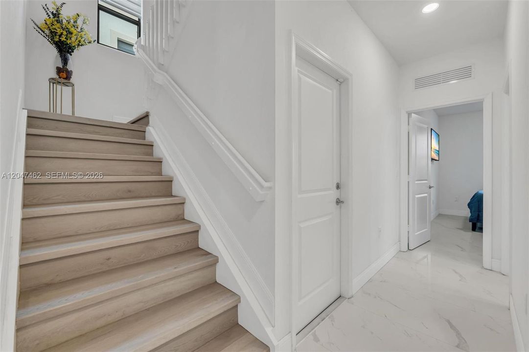For Sale: $690,000 (4 beds, 3 baths, 2174 Square Feet)