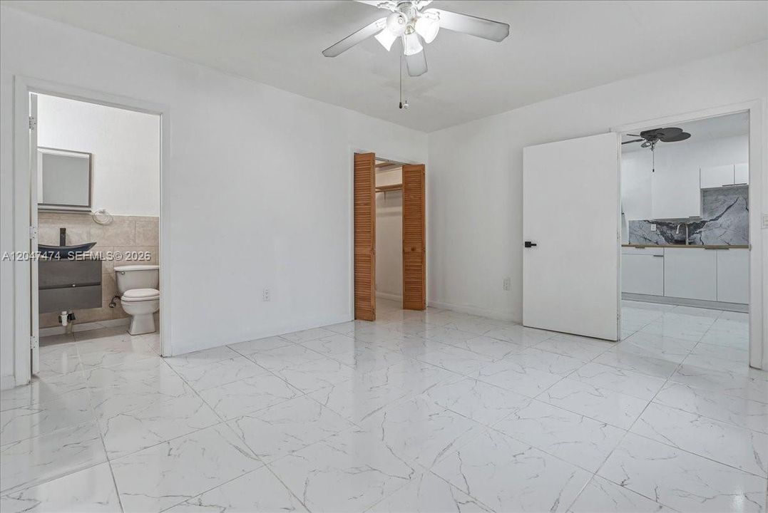 For Sale: $789,999 (5 beds, 4 baths, 2182 Square Feet)