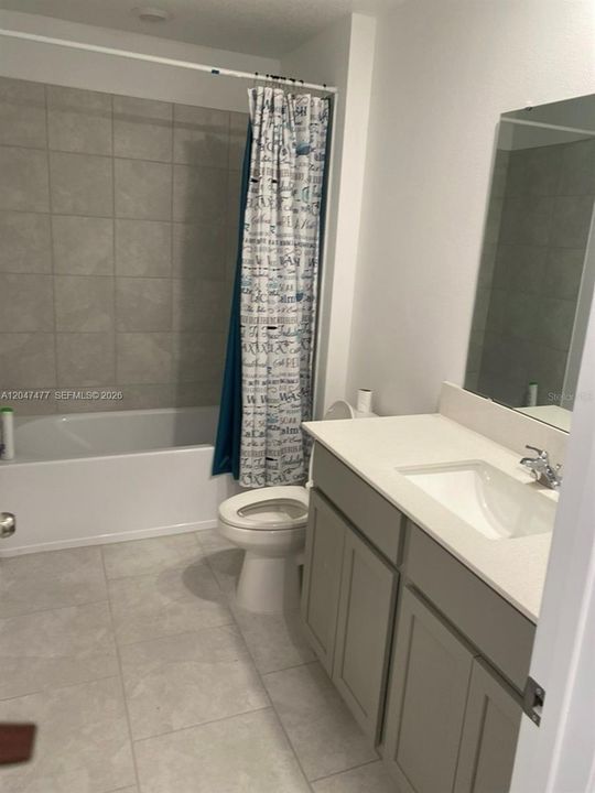 В аренду: $2,250 (4 спален, 2 ванн, 0 Квадратных фут)