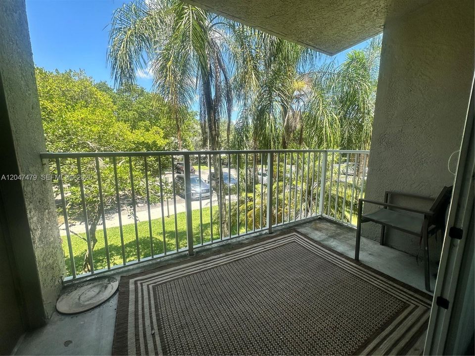 For Rent: $2,300 (2 beds, 2 baths, 1246 Square Feet)