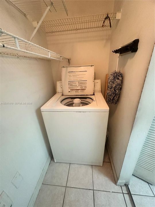 For Rent: $2,300 (2 beds, 2 baths, 1246 Square Feet)