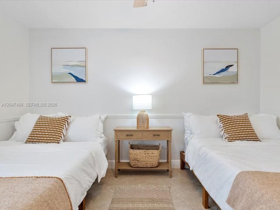 For Sale: $950,000 (4 beds, 2 baths, 1959 Square Feet)