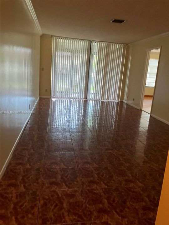 В аренду: $2,000 (2 спален, 2 ванн, 880 Квадратных фут)