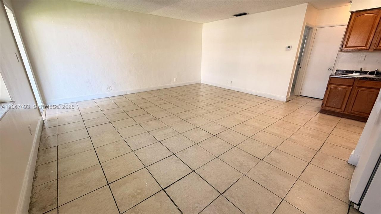 В аренду: $1,500 (1 спален, 1 ванн, 625 Квадратных фут)