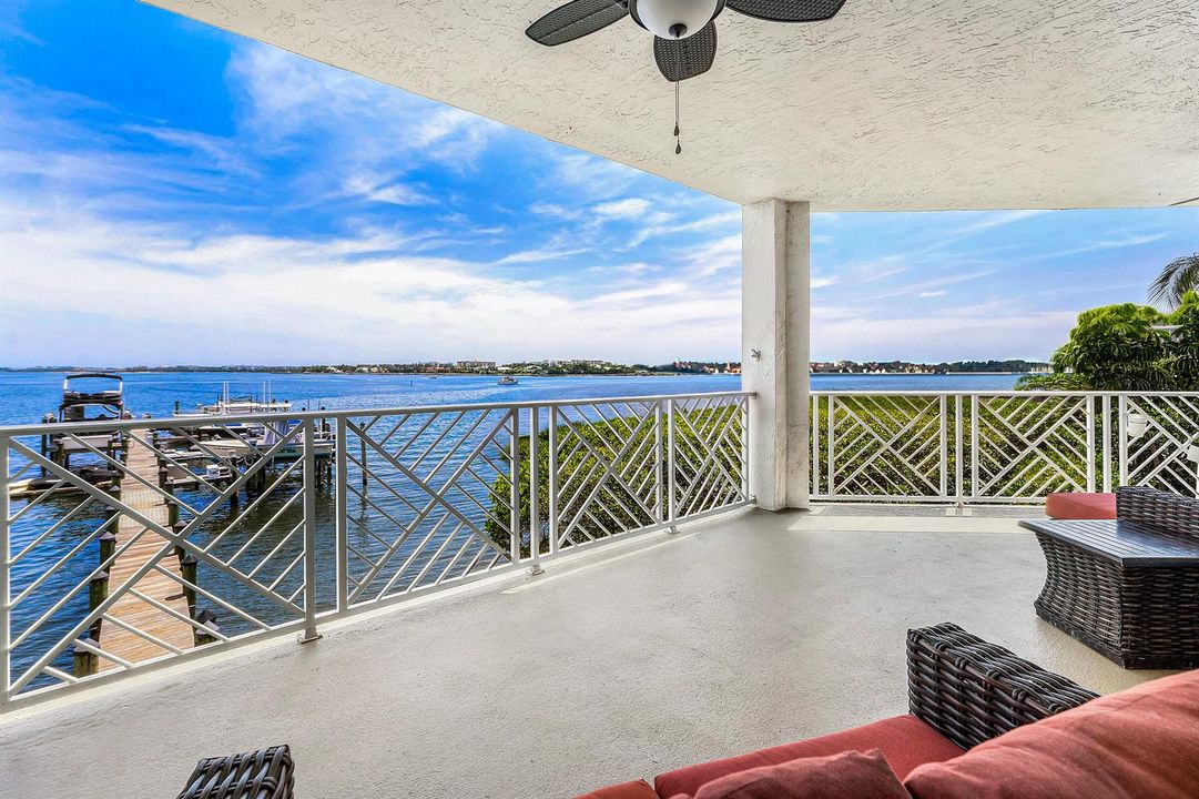 037-309EastOceanAvenue-103-Lantana-FL-33