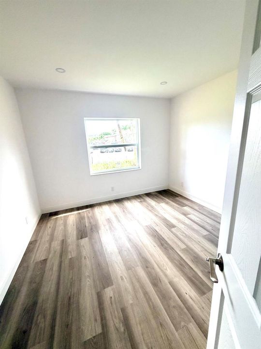___F105 bedroom 1