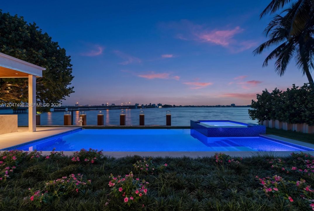 For Sale: $36,500,000 (7 beds, 7 baths, 10453 Square Feet)
