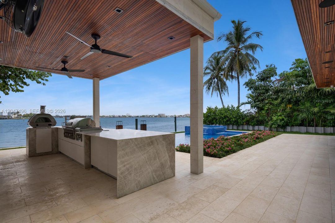 For Sale: $36,500,000 (7 beds, 7 baths, 10453 Square Feet)