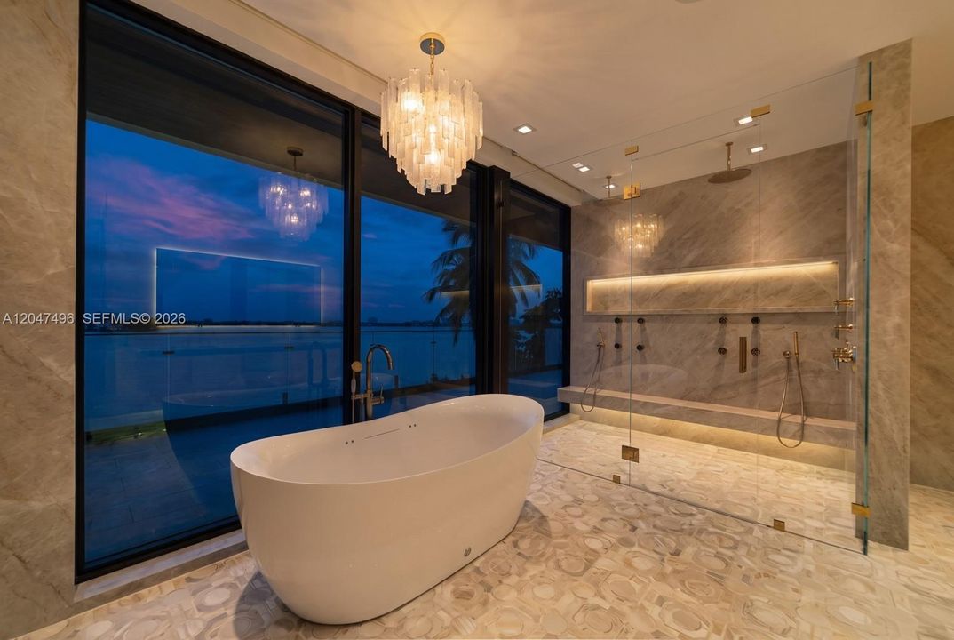 For Sale: $36,500,000 (7 beds, 7 baths, 10453 Square Feet)