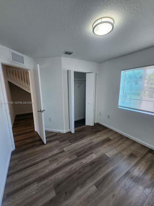 В аренду: $2,500 (3 спален, 2 ванн, 1276 Квадратных фут)